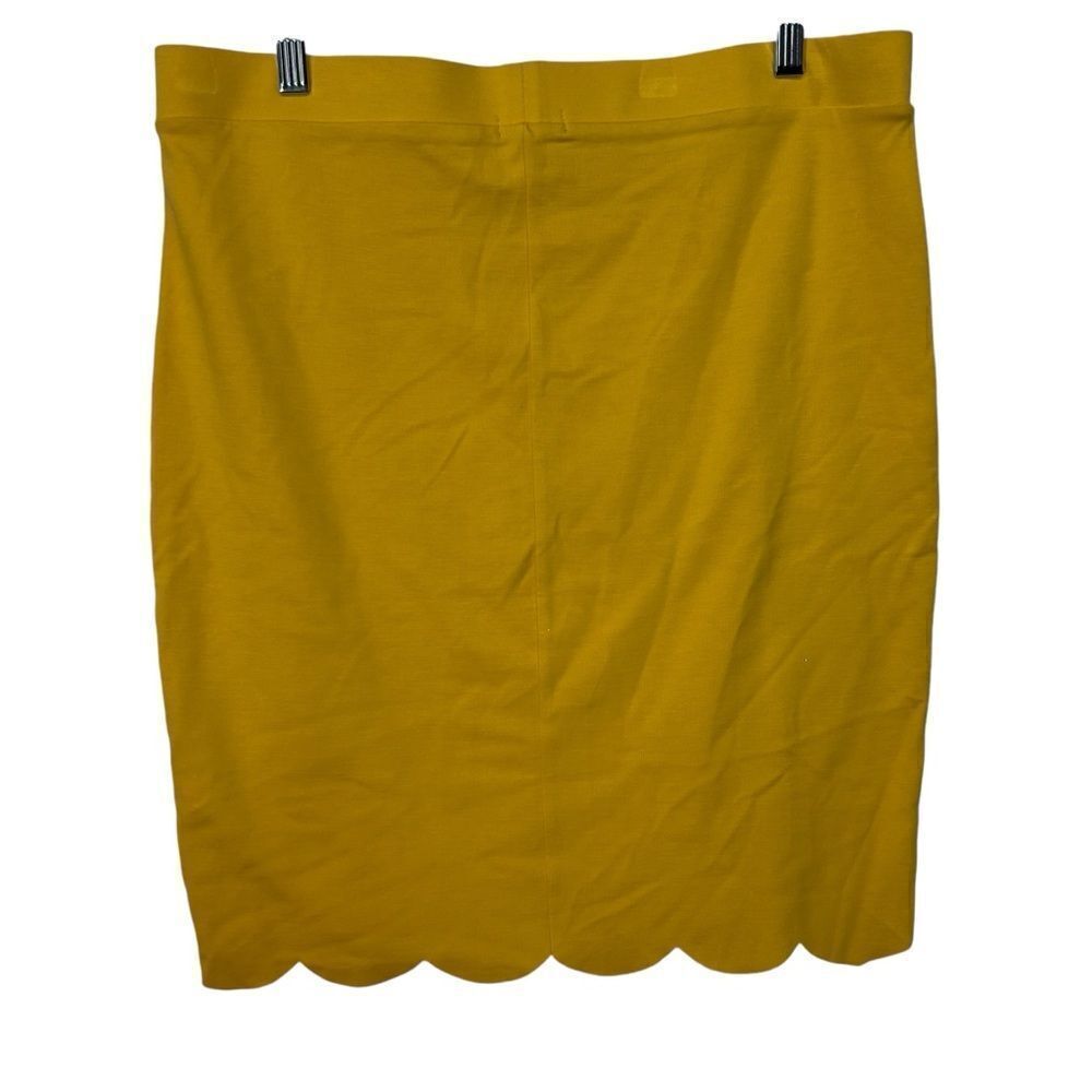 Torrid yellow scalloped pointe mini skirt stretch torrid 0 Large 12